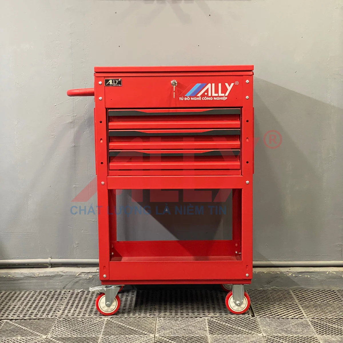 5 Câu Hỏi Thường Gặp Khi Mua Xe Đẩy Dụng Cụ Lần Đầu