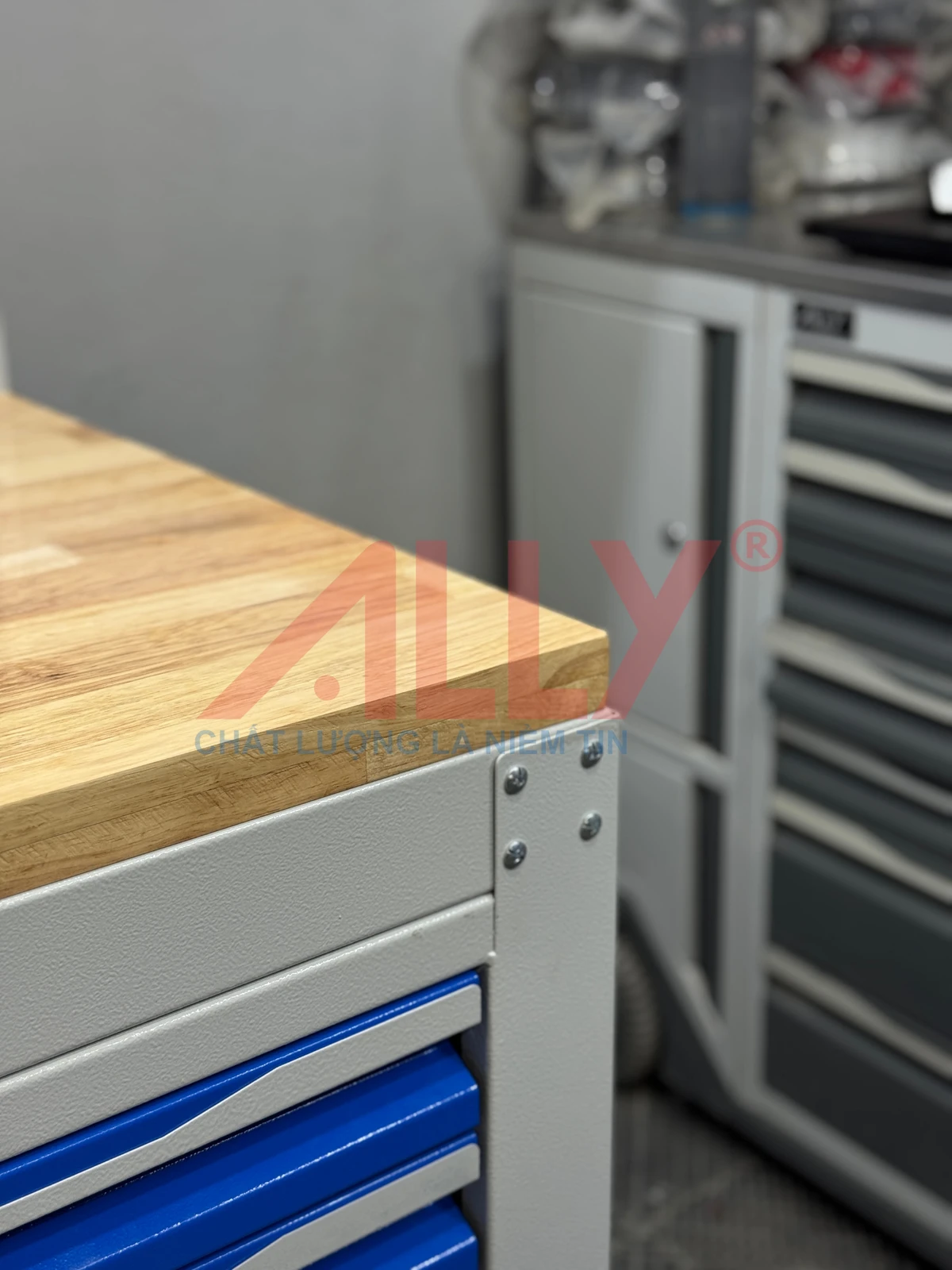 7 Tiêu Chí Đánh Giá Một Bàn Thao Tác Chống Tĩnh Điện Tốt
